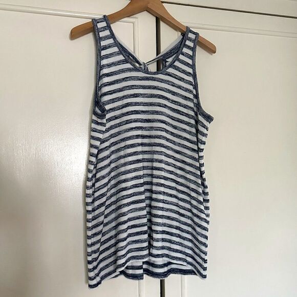 Market & Spruce Tank Top - Picture 1 of 3